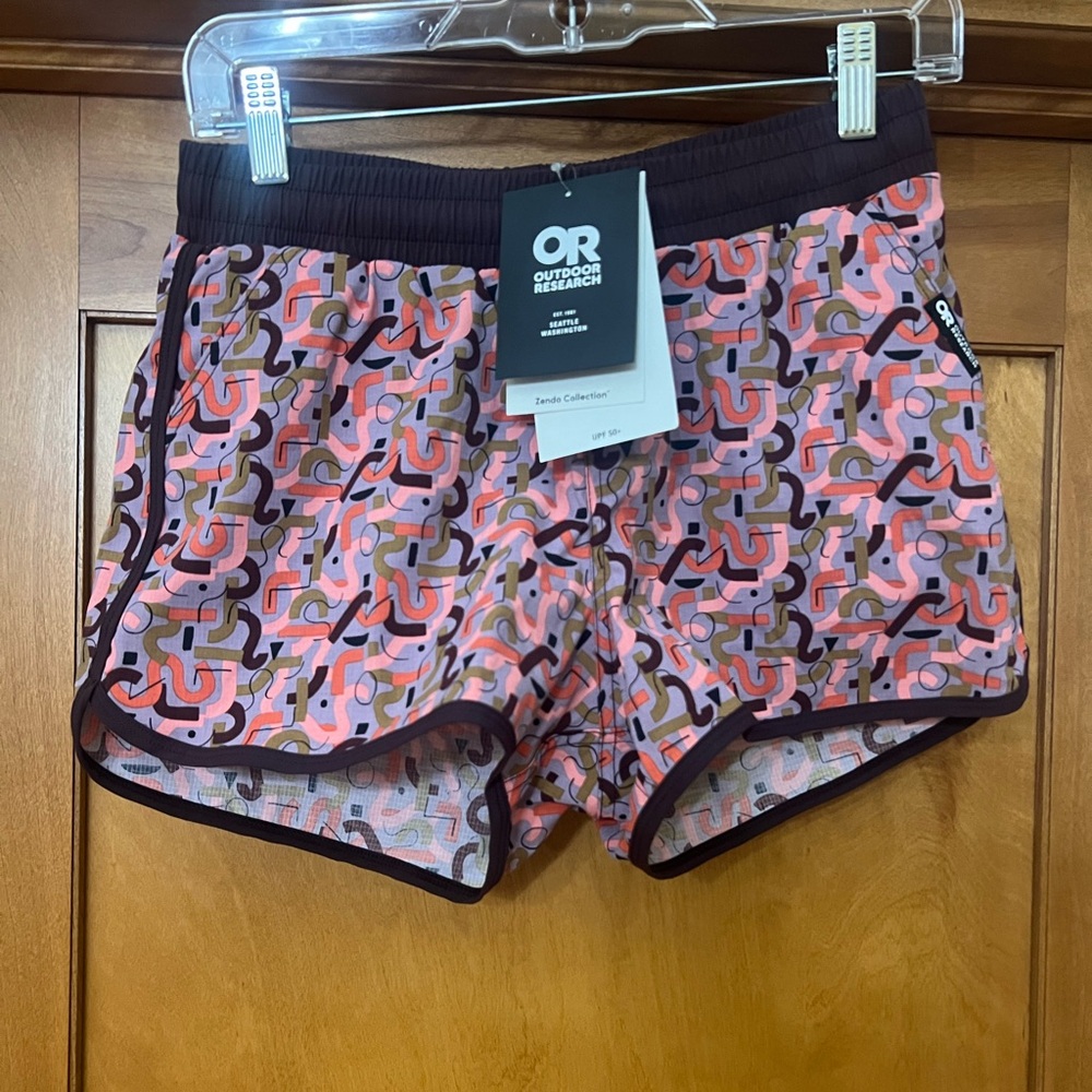 Outdoor Research Zendo Multi Shorts Size Small Moth Print NWT